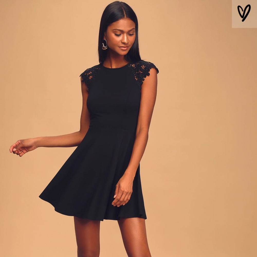 black skater dress